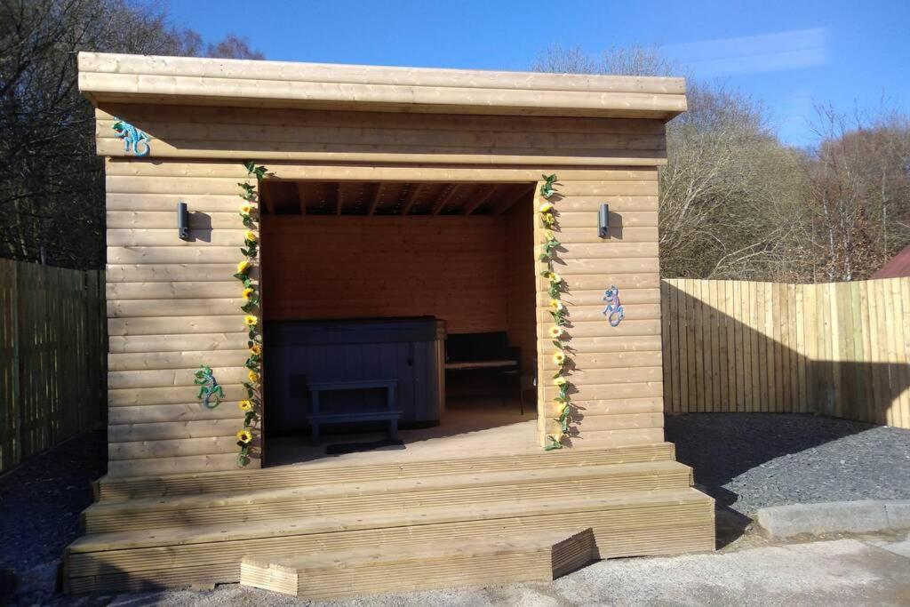The Cottage - Hot Tub - Nr Glasgow - Self Check-In Coatbridge Exterior foto